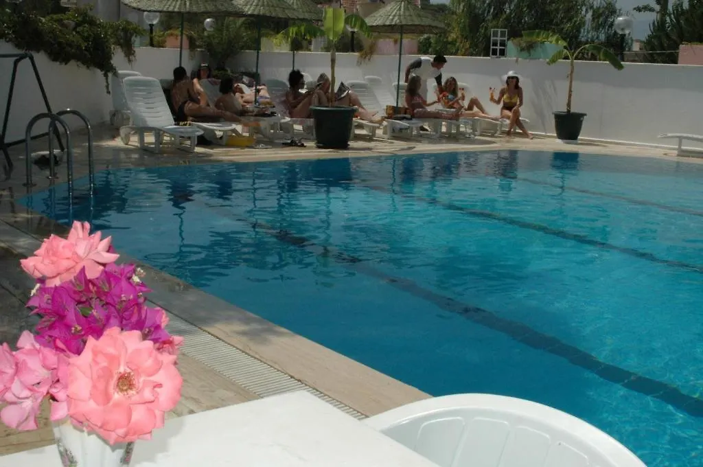 Batihan Apart Aparthotel Kusadasi 3*,  Türkiye